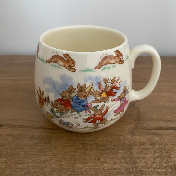 Royal Doulton Collectible Bunnykins Children's Mug - Picture 2 of 4
